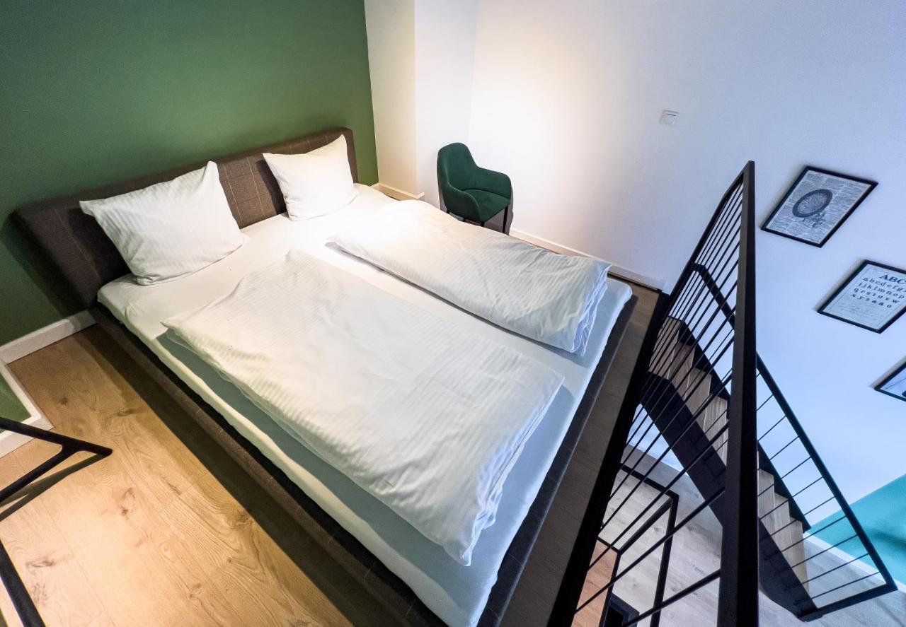 Stylowe Apartamenty Zarembowicza Breslávia Exterior foto