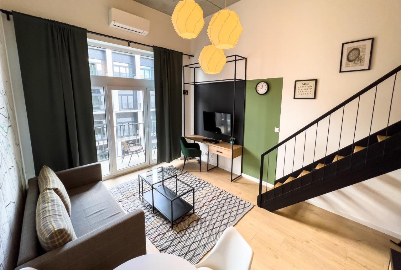Stylowe Apartamenty Zarembowicza Breslávia Exterior foto